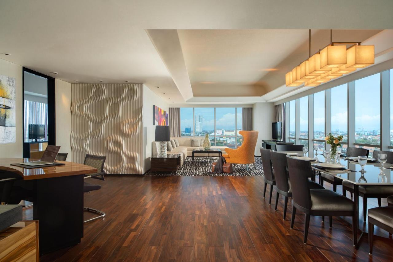 Artotel Ts Suites Сурабая Экстерьер фото